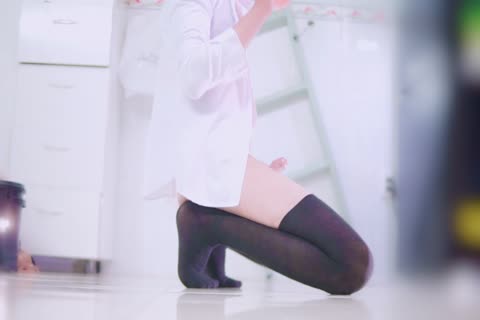 Young korean sissy feels like ramming hard