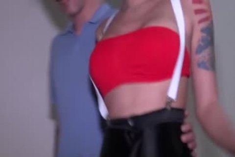 Young thai trans as well as big cock guy